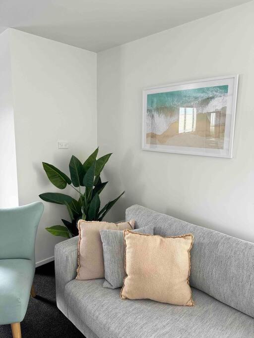 Rooftop Apartment In Cbd Raglan Exterior photo
